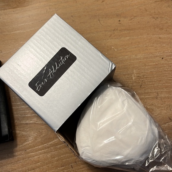 Eves Addiction Two Birthstone Silver Circle Necklace & Heart Jewelry Box - Picture 2 of 5